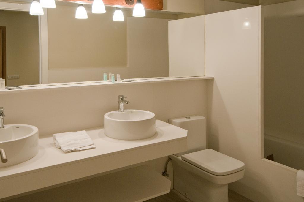 Suite Room,197365108:JPEG